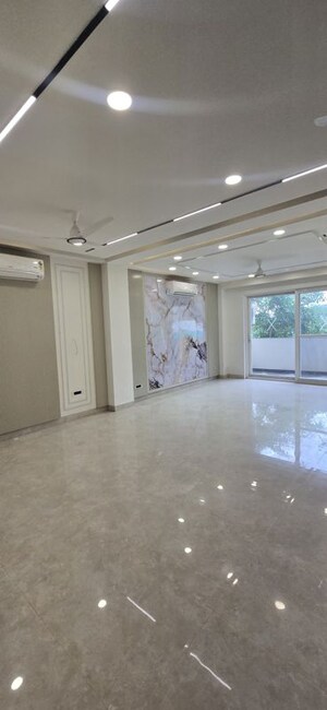 Dining area in 4 BHK Apartment at Ansal API Versalia, Sector 67a – for Rent