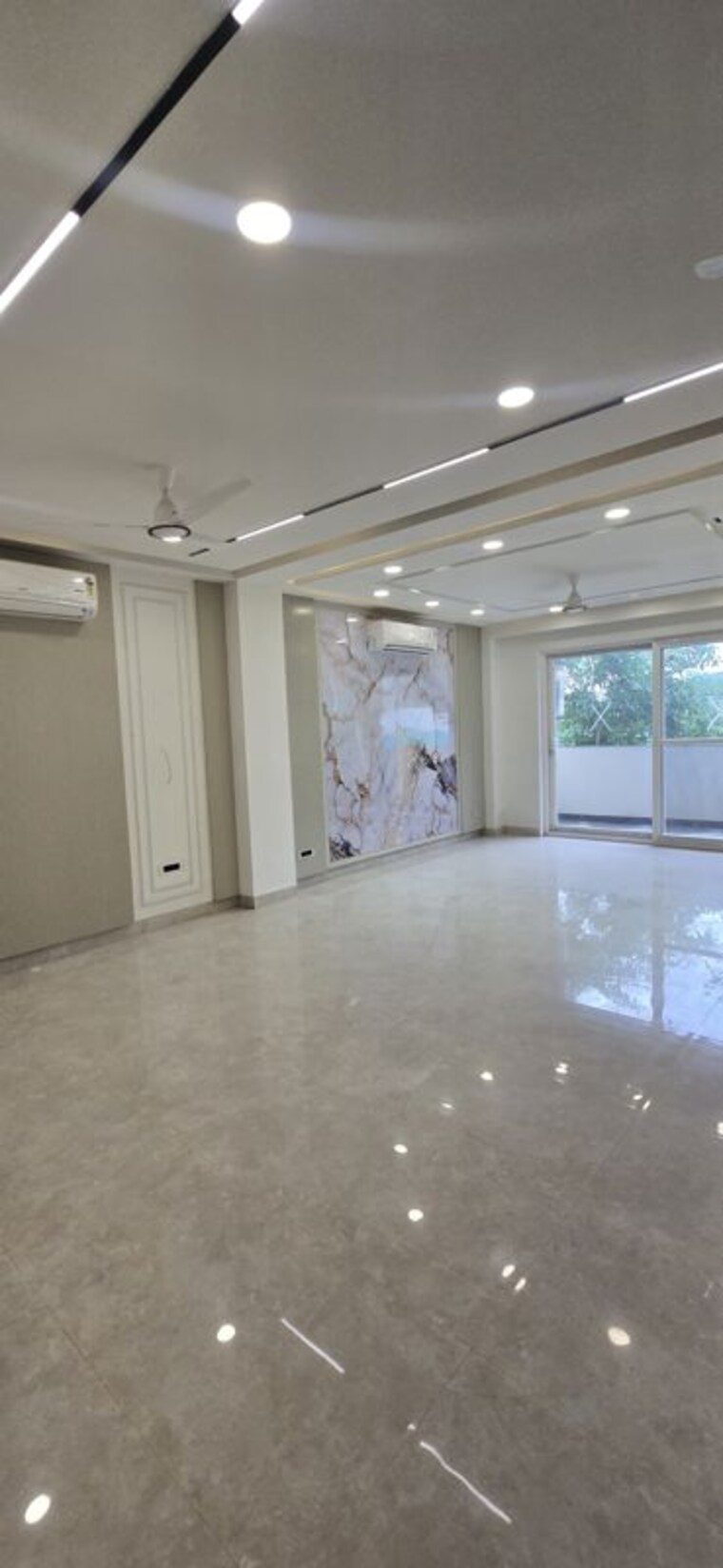 Dining area, ansal-api-versalia 4 Bedroom 2700 Sq.Ft. Apartment In Sector 67a Gurgaon 10596721