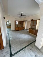 4 BHK 2020 Sq.Ft. Apartment in Vastu Apartments