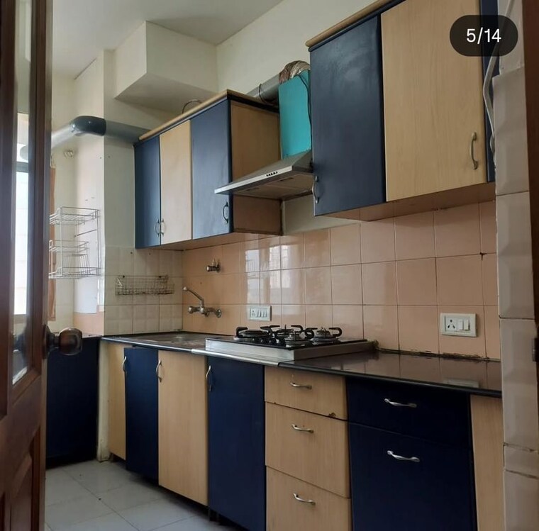 Kitchen, dlf-the-wellington-estate 3 Bedroom 1450 Sq.Ft. Apartment In Dlf Phase V Gurgaon 10596742