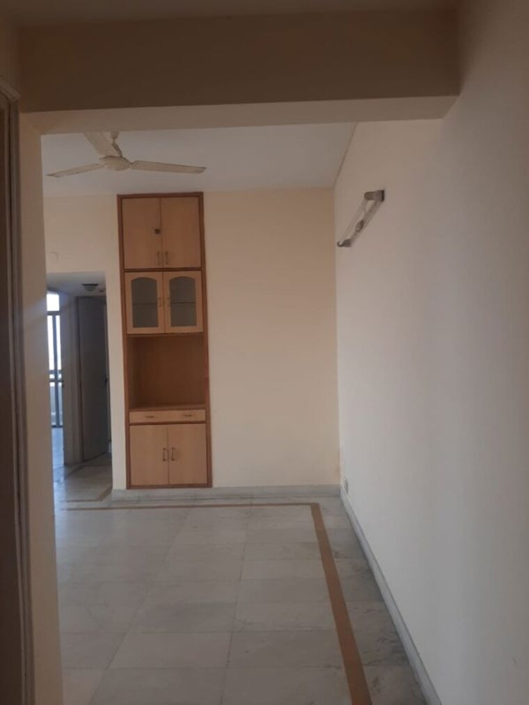 Room, ansal-sushant-estate 2 Bedroom 1050 Sq.Ft. Apartment In Sector 52 Gurgaon 10596757