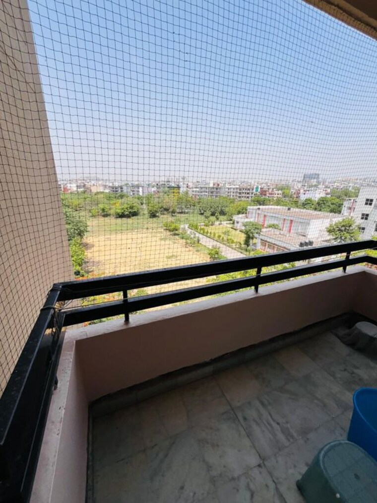 Balcony, ansal-sushant-estate 1 Bedroom 750 Sq.Ft. Apartment In Sector 52 Gurgaon 10596766