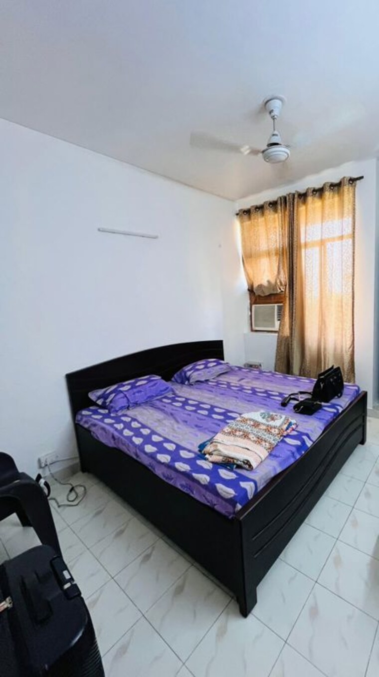 Bedroom, ansal-sushant-estate 1 Bedroom 750 Sq.Ft. Apartment In Sector 52 Gurgaon 10596766