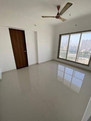 2 BHK Apartment For Rent in Shree Riddhi Siddhi Sumukh Hills, Kandivali East