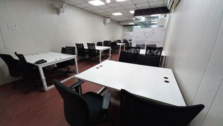 Team Area, sector 63 Commercial Office Space 1800 Sq.Ft. In Sector 63 Noida 10596745
