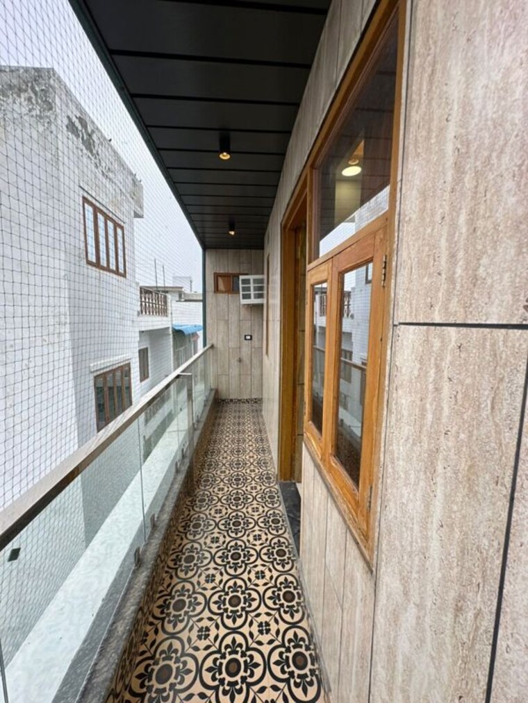 Balcony, uttam nagar 3 Bedroom 720 Sq.Ft. Builder Floor In Uttam Nagar Delhi 10596807