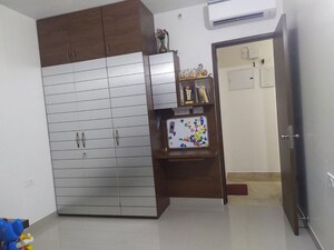 Room in 2 BHK Apartment at Goel Ganga Acropolis, Baner – for Rent