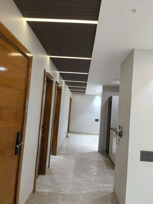 Building Lobby in 4 BHK Builder Floor at Sushant Lok I – for Sale