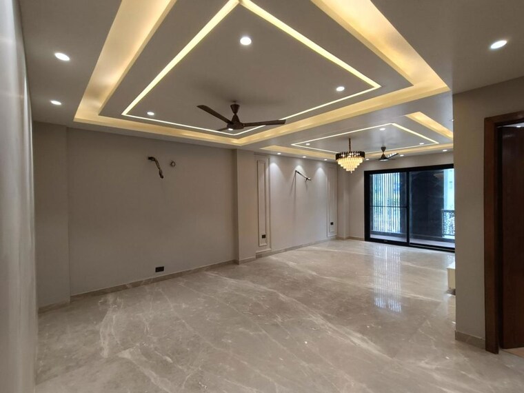 Room, sushant lok i 4 Bedroom 300 Sq.Yd. Builder Floor In Sushant Lok I Gurgaon 10596835