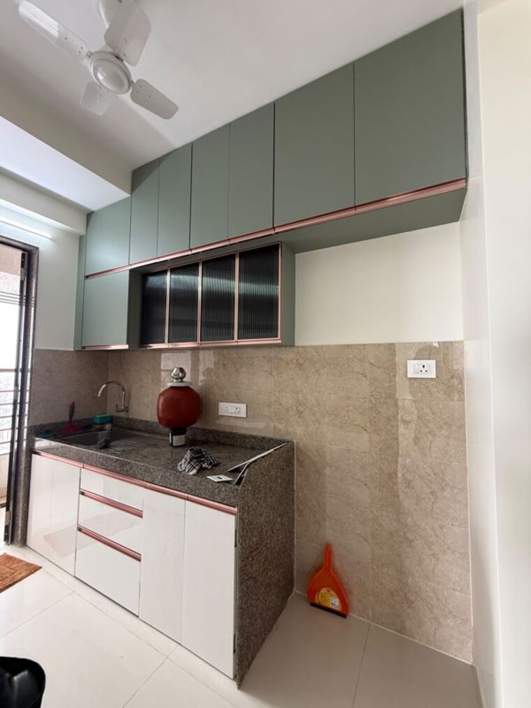 Kitchen, lashkaria-indrasukh 3 Bedroom 950 Sq.Ft. Apartment In Andheri West Mumbai 10596824
