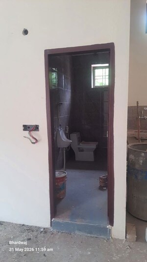 Building Lobby in  Warehouse at Badshahpur – for Rent