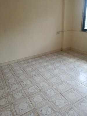 Room in 2 BHK Apartment at Classic View Apartments, Dahisar West – for Rent