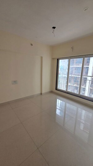 2 BHK Apartment For Rent in Om Heights Malad, Malad East