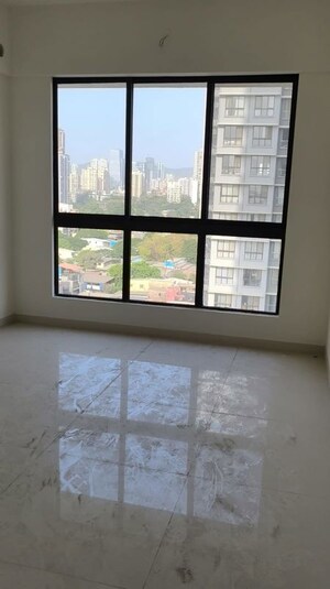 Room in 2 BHK Apartment at Kolte Patil Verve, Bangur Nagar – for Sale
