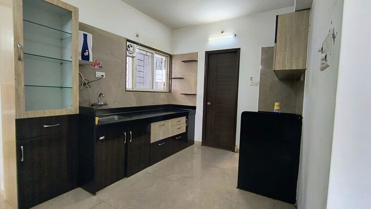 Kitchen, venkatesh-graffiti 3 Bedroom 1050 Sq.Ft. Apartment In Keshav Nagar Pune 10596884