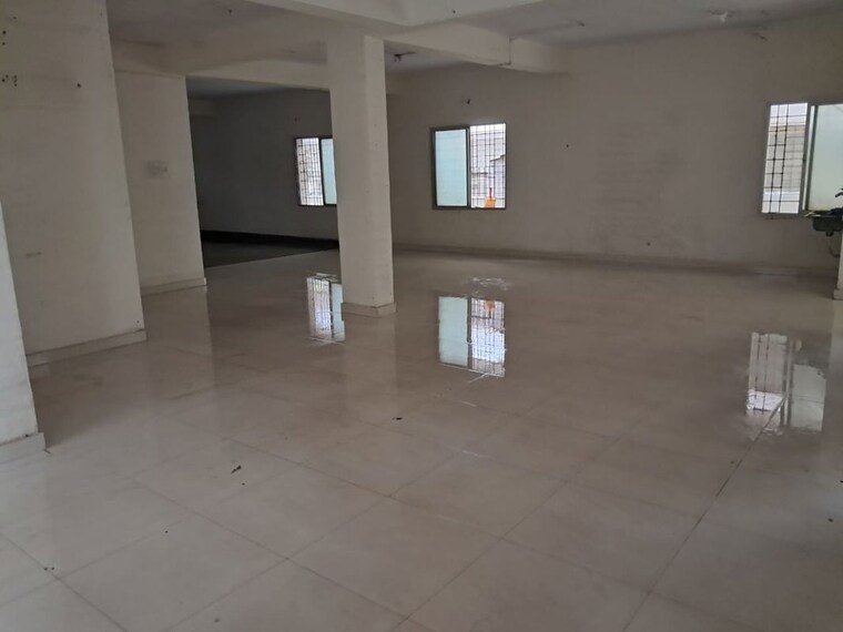 Room, hosakerehalli Commercial Warehouse 2200 Sq.Ft. In Hosakerehalli Bangalore 10596882