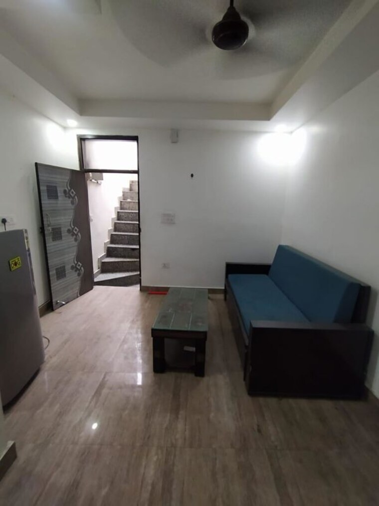 Living Room, khirki extension 2 Bedroom 1200 Sq.Ft. Builder Floor In Khirki Extension Delhi 10596934