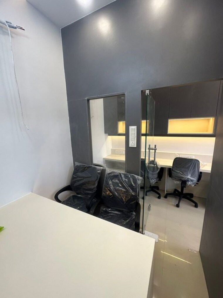 Team Area, bbd bagh Commercial Office Space 370 Sq.Ft. In Bbd Bagh Kolkata 10596949