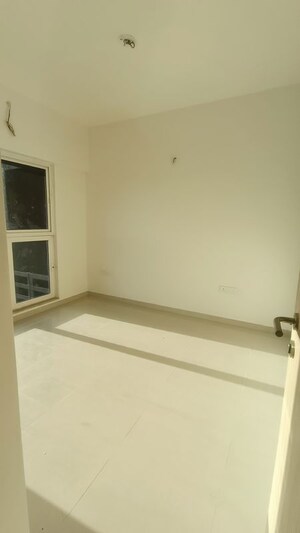 Room in 2 BHK Apartment at L & T Rejuve 360 Tower A, Mulund West – for Rent