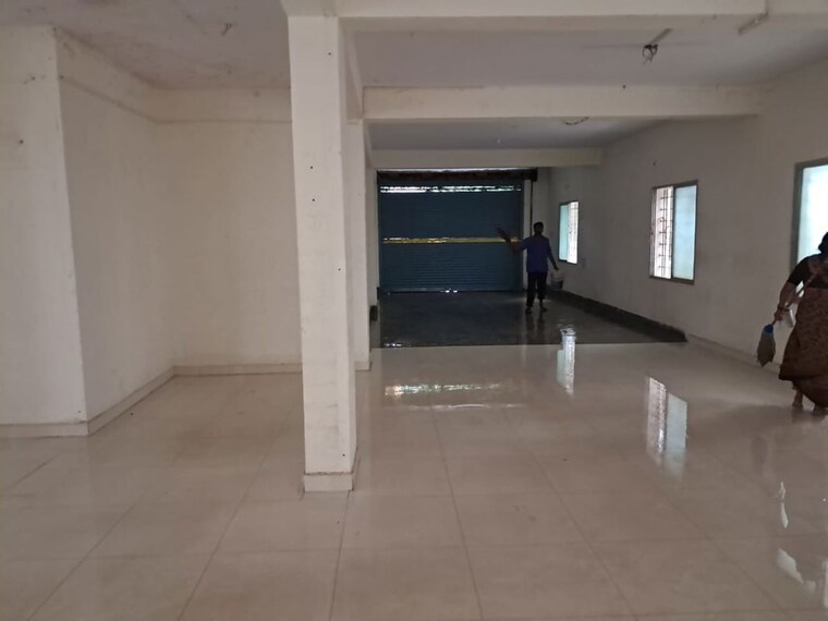 Room, hosakerehalli Commercial Warehouse 1800 Sq.Ft. In Hosakerehalli Bangalore 10596930