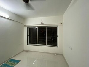 Furnished Amenities in 2 BHK Apartment at Swaroop Residency, Ghatkopar East – for Rent