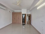 4 BHK + Servant Room,Study Room,Extra Room,Basement,Store Room 2750 Sq.Ft. Builder Floor in SS Linden