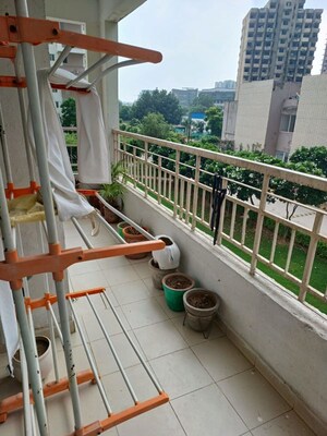 3 BHK Apartment For Rent in Mapsko Royale Ville, Sector 82