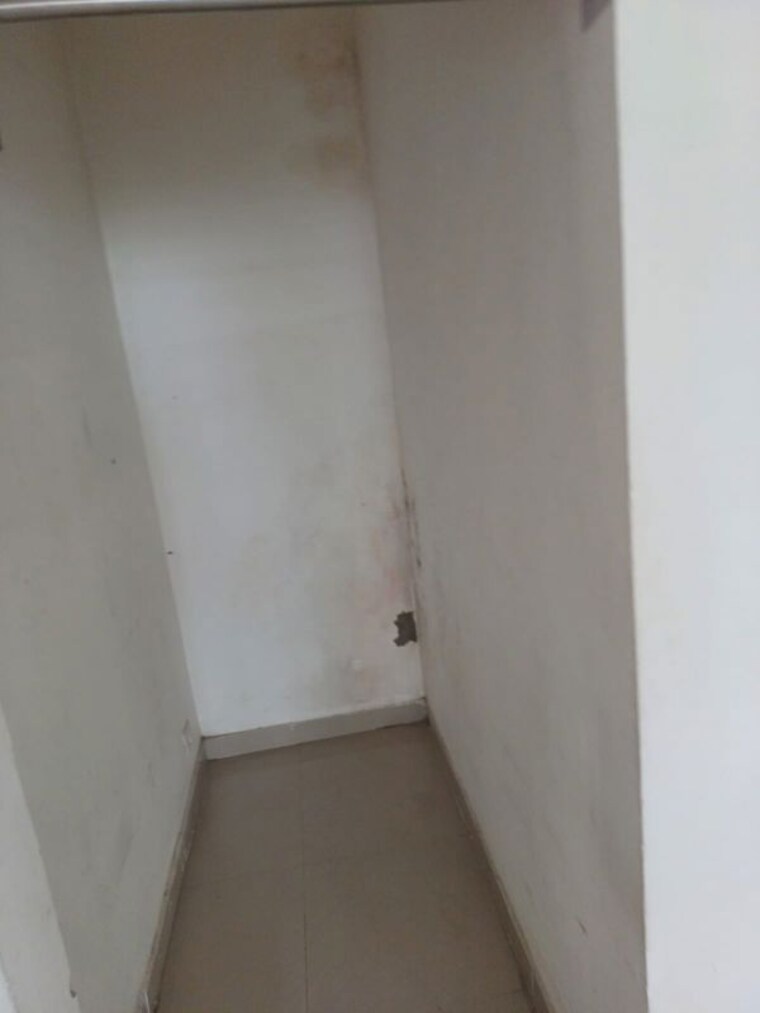 Bathroom, mapsko-royale-ville 3 Bedroom 1790 Sq.Ft. Apartment In Sector 82 Gurgaon 10596985
