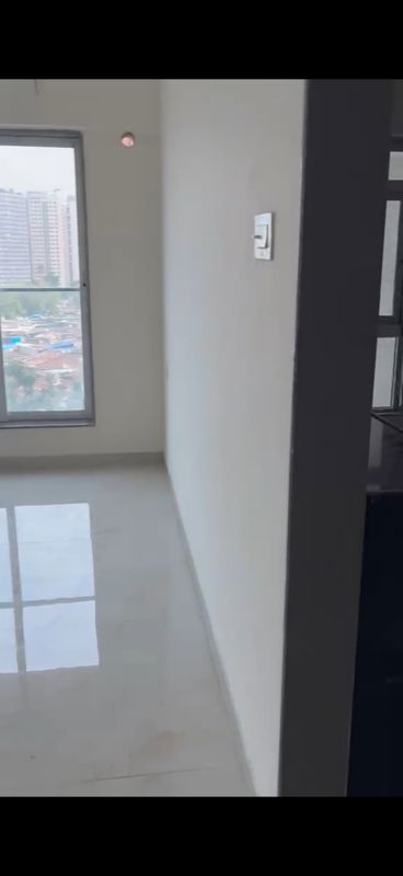2 BHK + Basement 850 Sq.Ft. Apartment in Shristi Complex