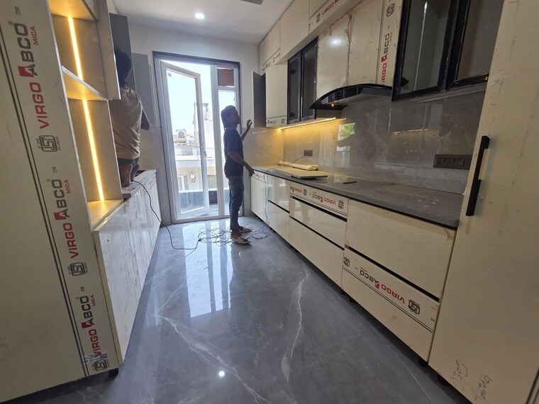 Kitchen, sector 10 4 Bedroom 263 Sq.Yd. Builder Floor In Sector 10 Gurgaon 10597121