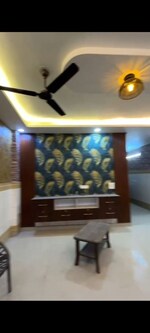 3 BHK + Study Room,Extra Room 810 Sq.Ft. Builder Floor in Mahavir Enclave 1