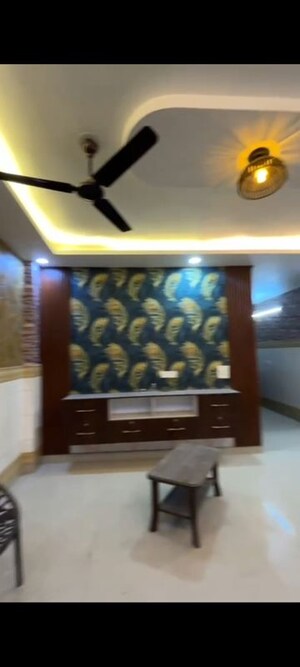 3 BHK Builder Floor For Sale in Mahavir Enclave 1