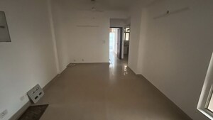 Room in 2 BHK Apartment at Supertech Ecociti, Sector 137 – for Rent