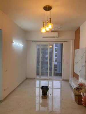 2.5 BHK Builder Floor For Rent in Smart World Orchard, Sector 61