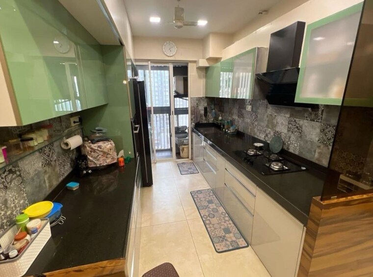 Kitchen, courtyard-by-narang-realty-and-the-wadhwa-group 2 Bedroom 900 Sq.Ft. Apartment In Pokhran Road No Two Thane 10597172