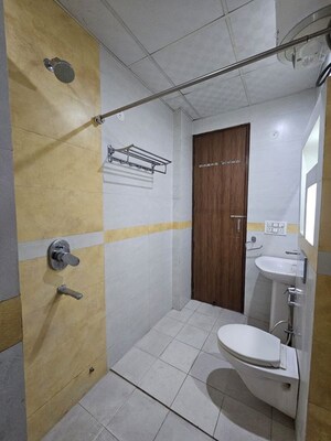 Bathroom in 2 BHK Builder Floor at Sector 57 – for Rent