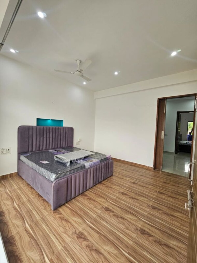 Bedroom, sector 57 2 Bedroom 1200 Sq.Ft. Builder Floor In Sector 57 Gurgaon 10597192