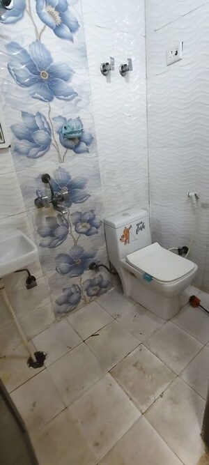 Bathroom in 1 BHK Builder Floor at Maya Homes, Indrapuram – for Rent