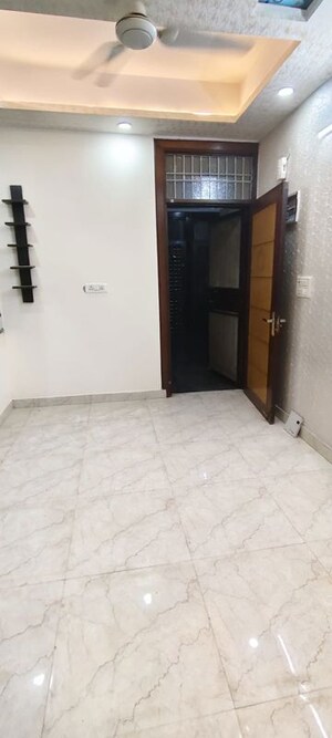 1 BHK Builder Floor For Rent in Maya Homes, Indrapuram