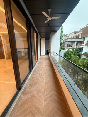 4 BHK Builder Floor For Rent in Saket