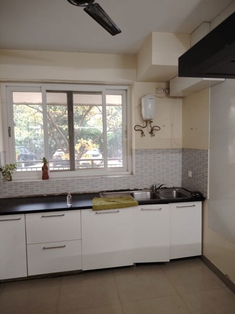 Kitchen, brisk-lumbini-terrace-homes 3.5 Bedroom 2177 Sq.Ft. Apartment In Sector 109 Gurgaon 10597214