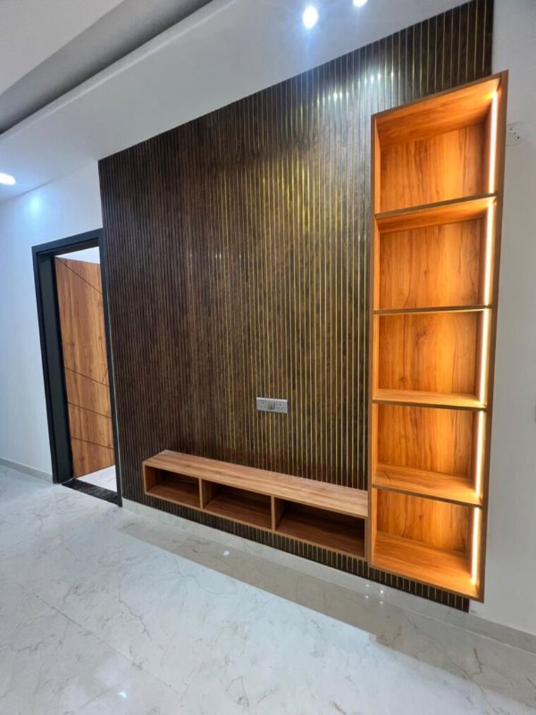 Room, ultima-107 3 Bedroom 1725 Sq.Ft. Builder Floor In Sector 104 Noida 10597229
