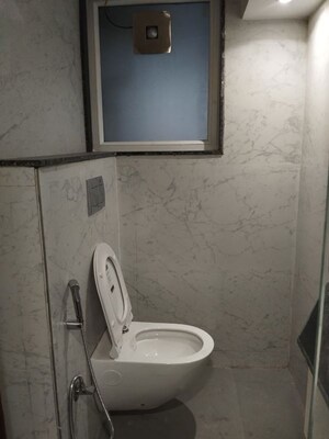 Bathroom in 1 BHK Builder Floor at Sector 38 – for Rent