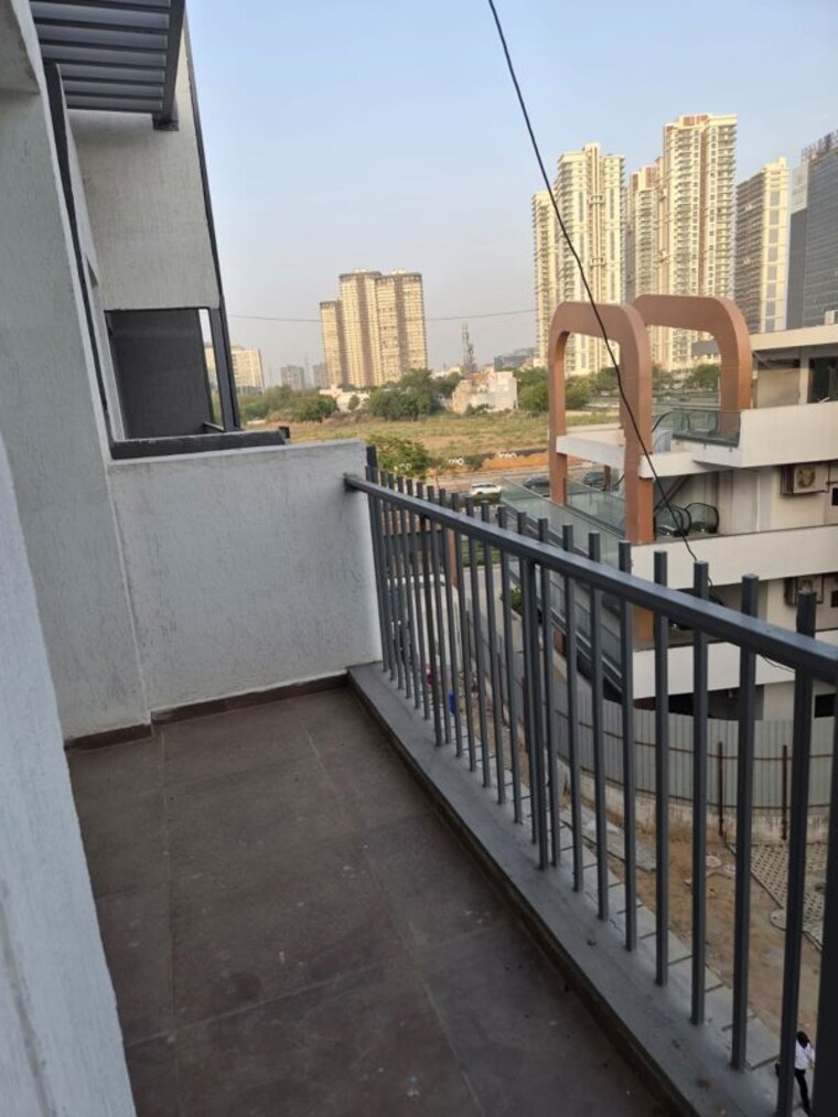 Balcony, smart-world-orchard 3 Bedroom 1712 Sq.Ft. Apartment In Sector 61 Gurgaon 10597252