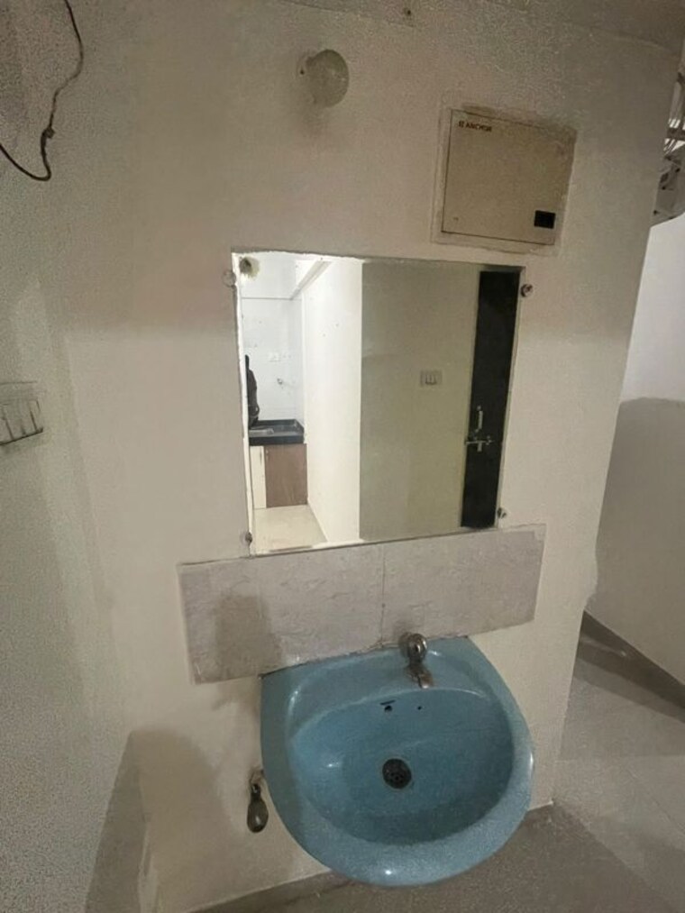 Bathroom, goel-ganga-cypress 1 Bedroom 450 Sq.Ft. Apartment In Tathawade Pune 10597258