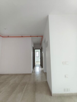 Furnished Amenities in 3 BHK Apartment at Kalpataru Immensa, Kolshet Road – for Sale