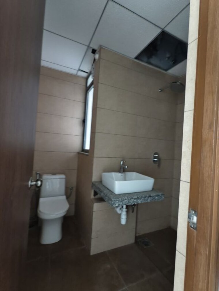 Bathroom, kalpataru-immensa 3 Bedroom 1153 Sq.Ft. Apartment In Kolshet Road Thane 10597285
