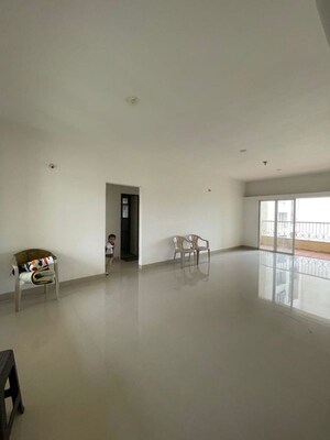 Room in 3 BHK Apartment at Kumar Palmgrove, Kondhwa – for Sale