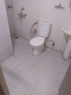 Bathroom in 3 BHK Apartment at Fortuna Classic, Kodigehalli – for Rent