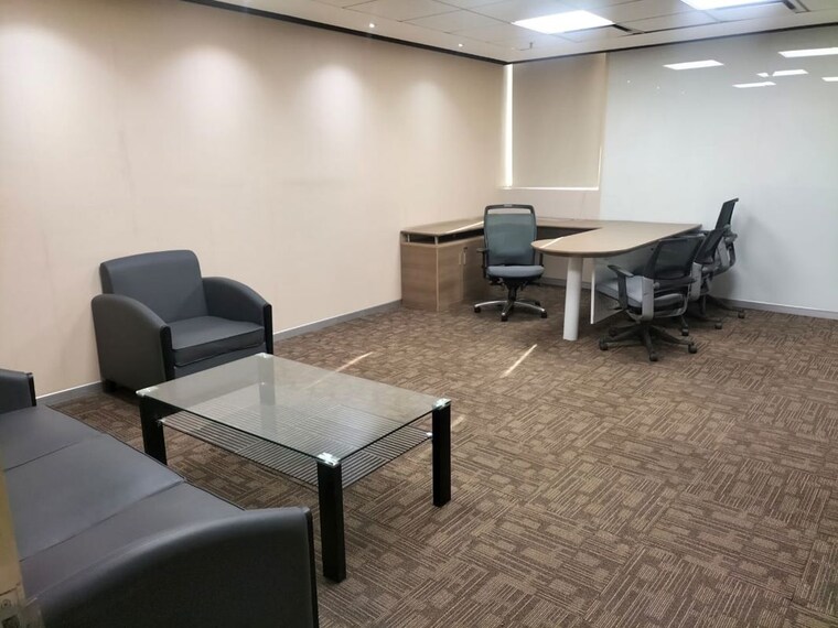 Team Area, sector 63 Commercial Warehouse 1000 Sq.Ft. In Sector 63 Noida 10597239